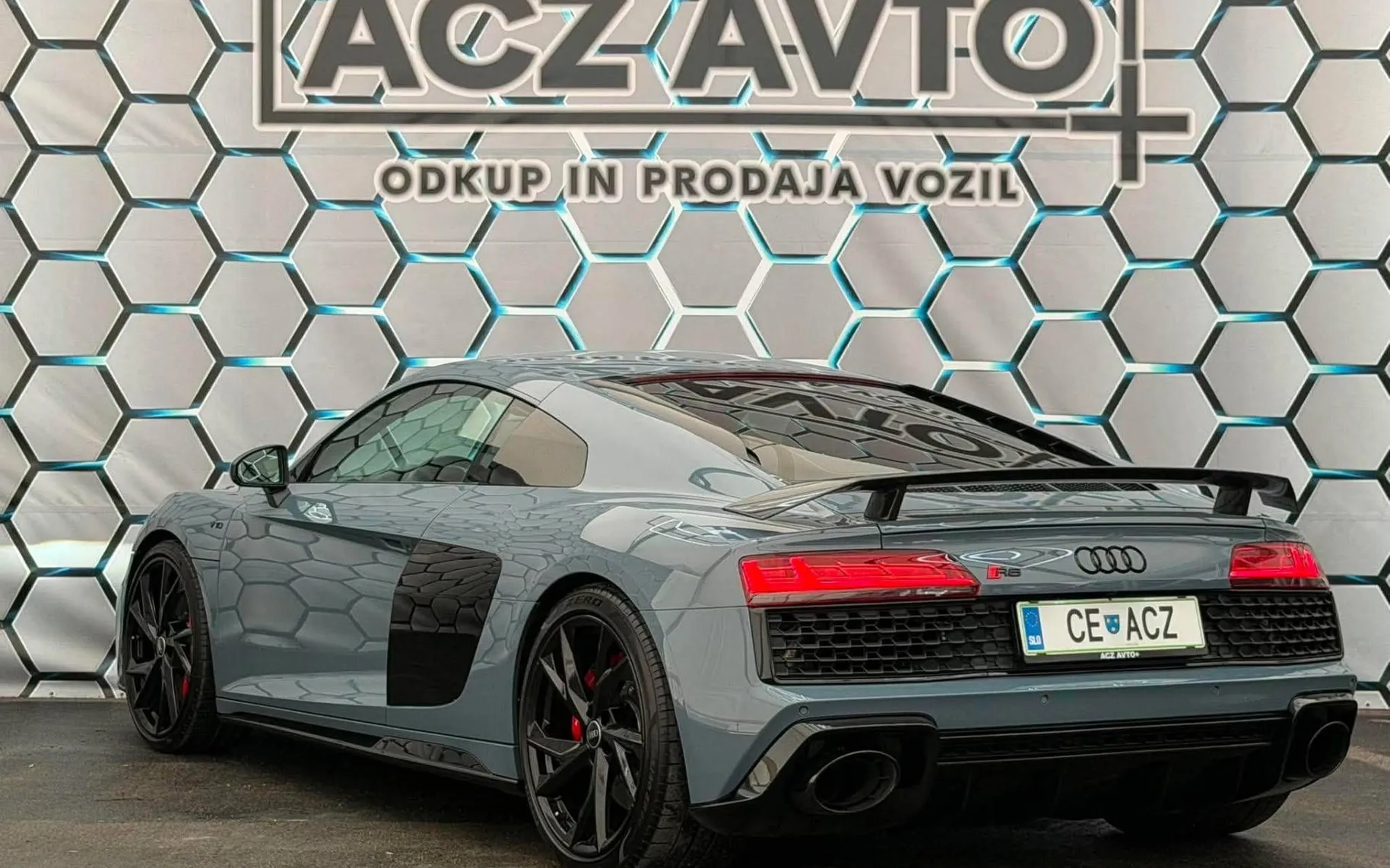 Zunanja slika - Audi R8 - V10 PERFORMANCE•4X4•LIFT•CARBON•CERAMICA•LASER• - 6