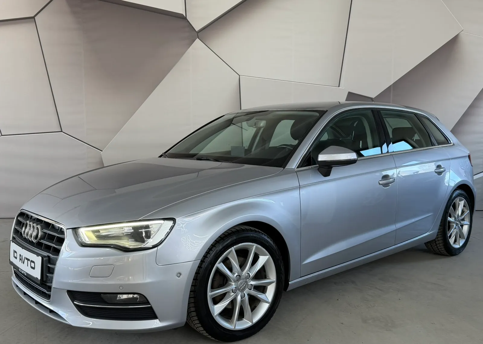 Zunanja slika - Audi A3 - 2,0 TDI Ambition - 1