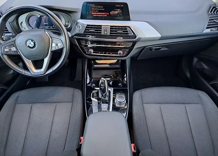Zunanja slika - BMW X3 - serija : xDrive30e  AT - 8