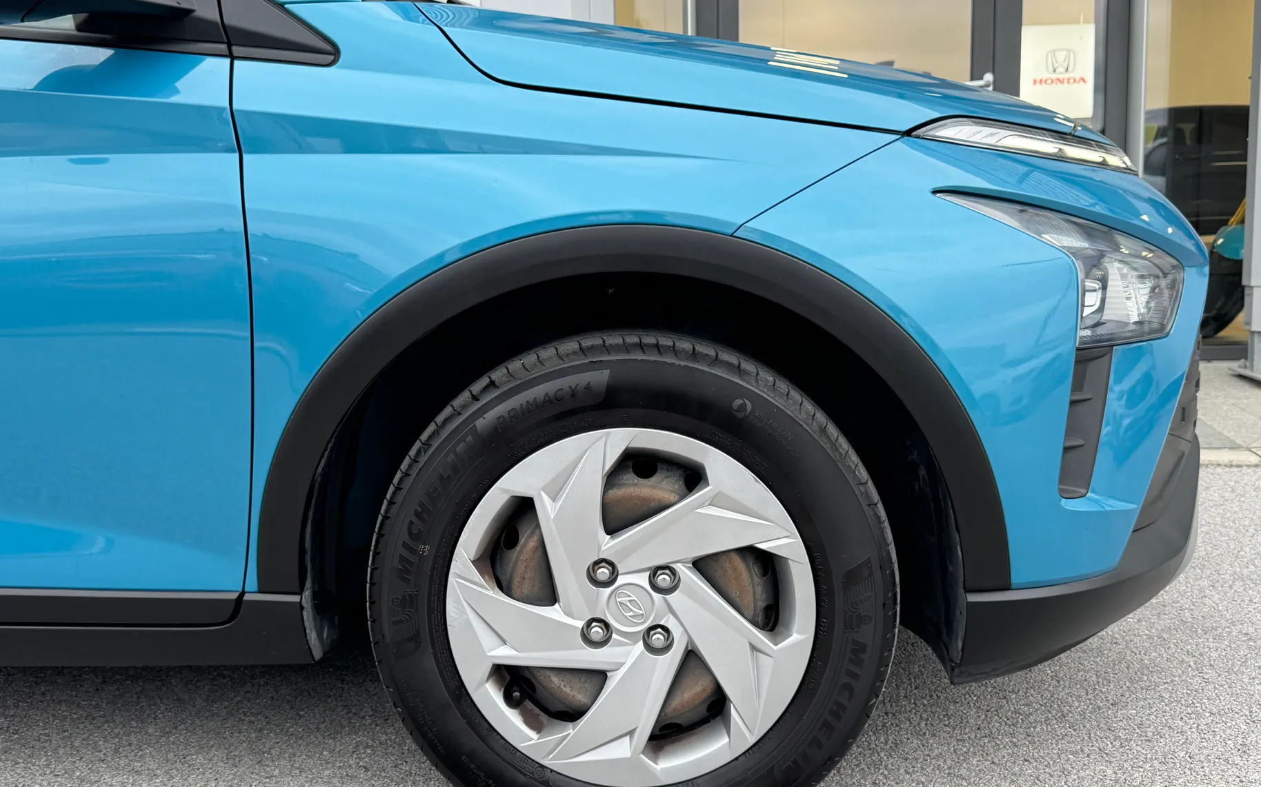 Zunanja slika - Hyundai Bayon - 1.2 MPI COMFORT-LED-NAVI-SLO-1LASTNIK-TOP - 9