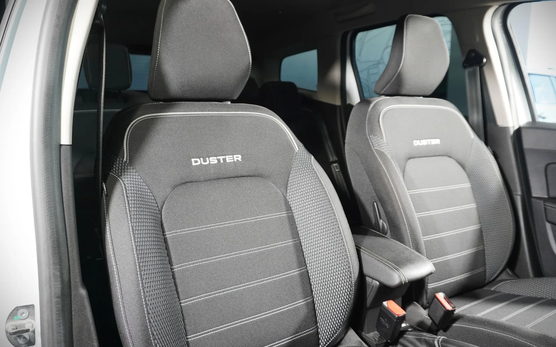 Zunanja slika - Dacia Duster - 1.5 Blue dCi 115 4x4 + SLOVENSKI + TOP - 17