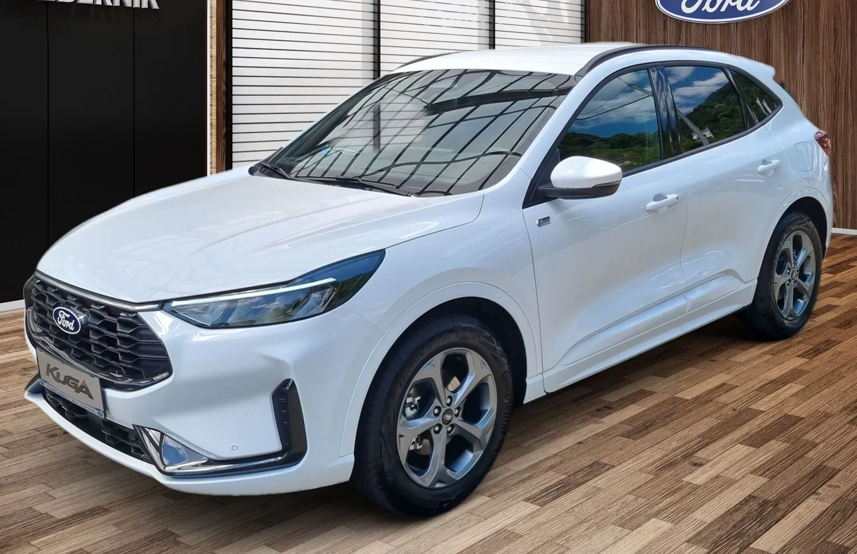 Zunanja slika - Ford Kuga - ST-LINE 1.5 EcoBoost 186KM A8 - 1