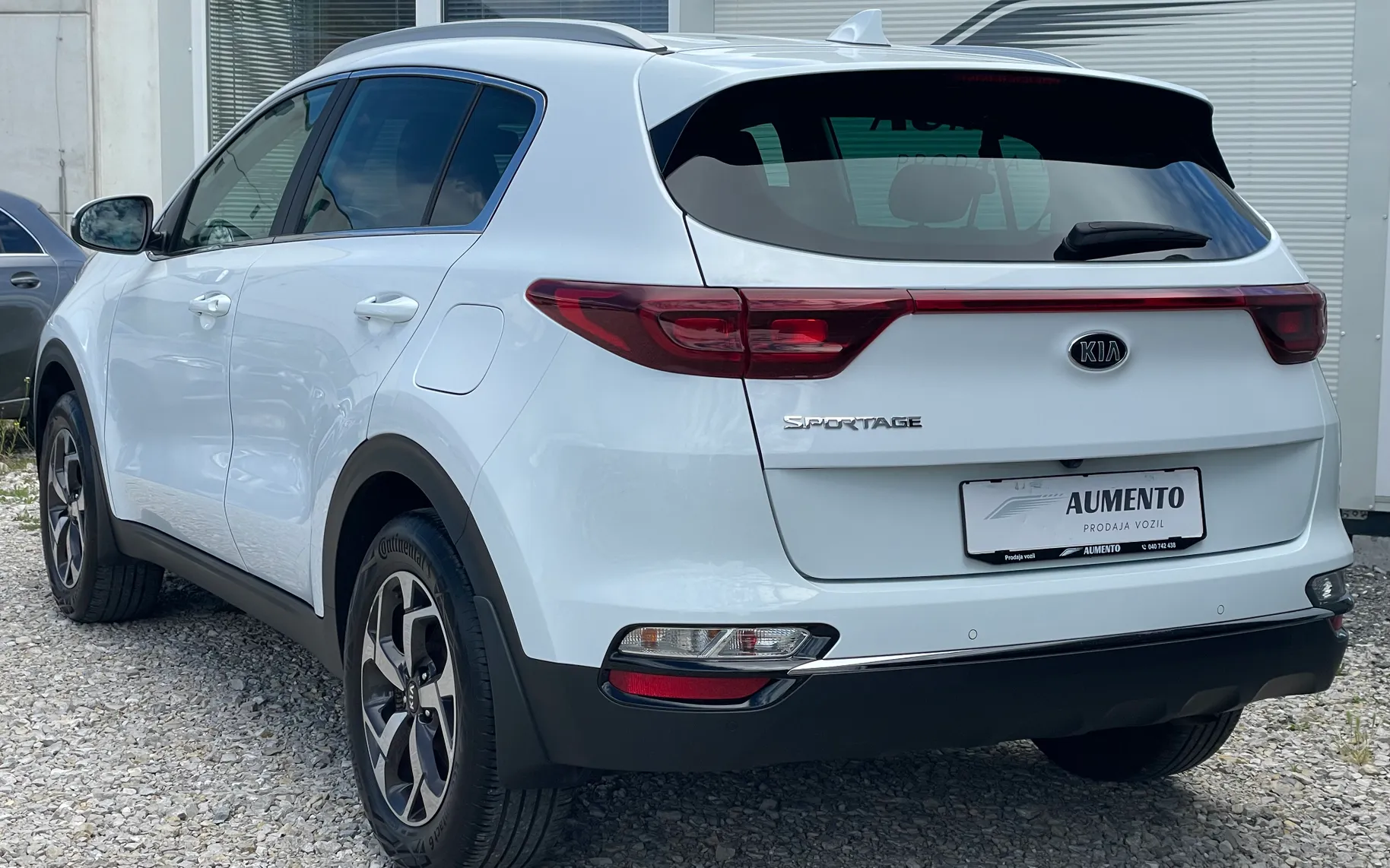 Zunanja slika - KIA Sportage - 2WD 1,6 GDI LX Edition ISG - 3