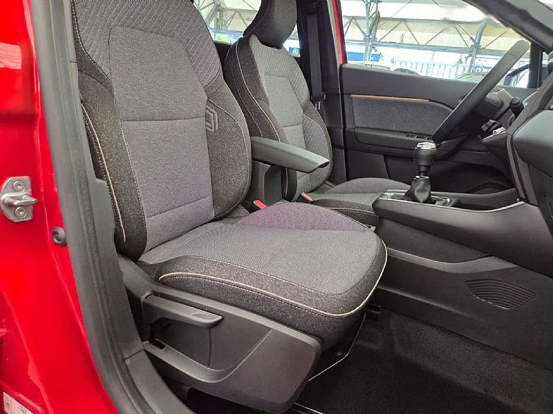 Zunanja slika - Renault Captur - TCe 115 Techno + VZDOLŽNI STREŠNI NOSILCI - 13