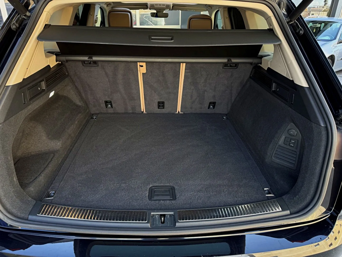 Zunanja slika - Volkswagen Touareg - 4motion V6 TDI BMT Atmosphere Tiptronic - 12