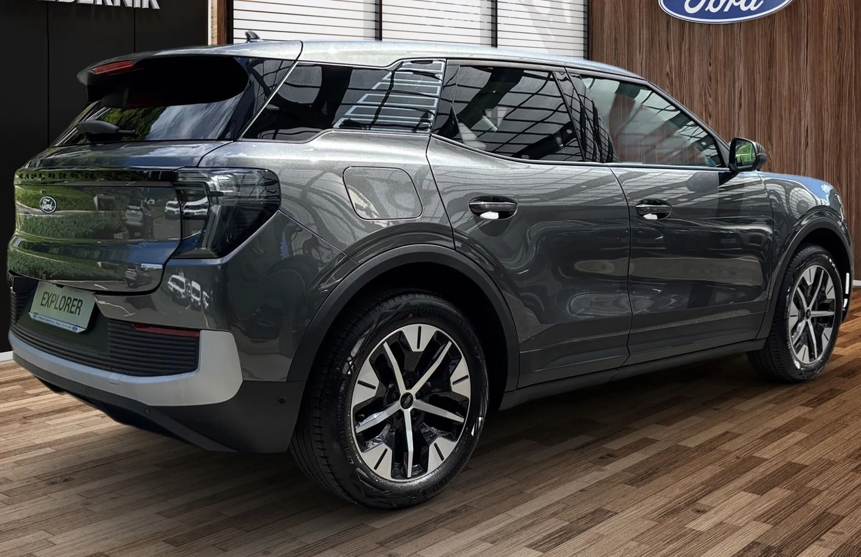 Zunanja slika - Ford Explorer - EV dvojni elektromotor 79 kWh 340PS AWD - 4
