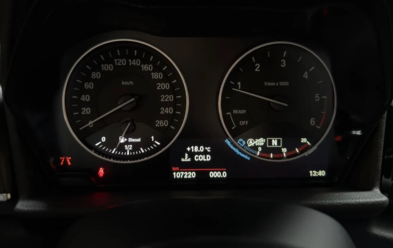 Notranja slika - BMW Serija 2 - Bmw 218d Active Tourer M paket - 11