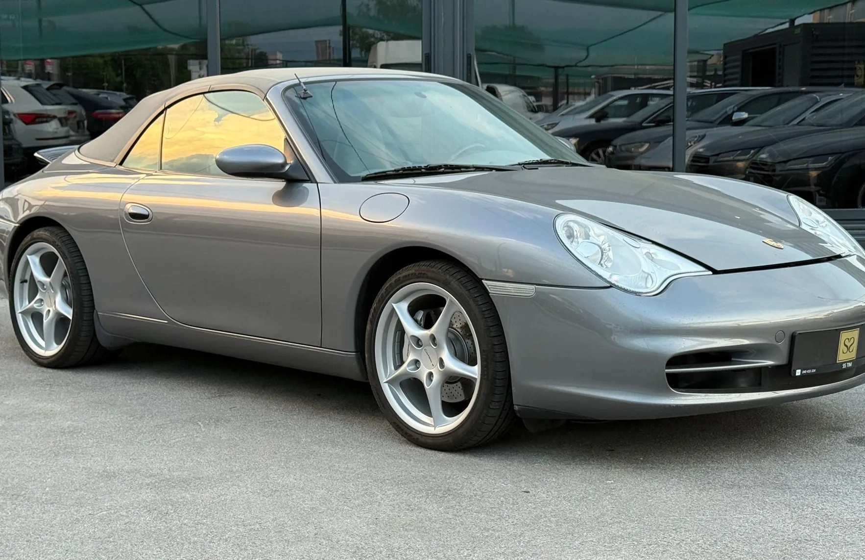 Zunanja slika - Porsche 911 Cabriolet - Carrera 4 Vsa oprema TOP STANJE samo 48000km - 2