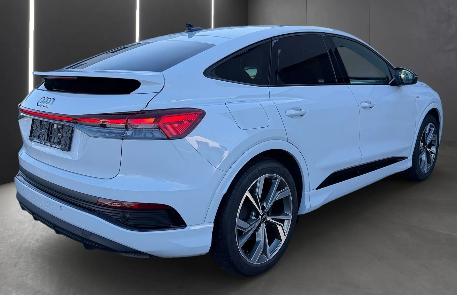 Zunanja slika - Audi Q4 Sportback e-tron - 40 e-tron - SUBVENCIJA- DDV - 3
