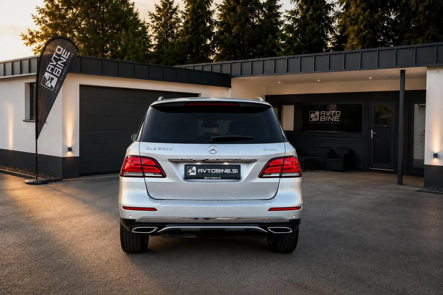 Zunanja slika - Mercedes-Benz GLE-Razred - GLE 250 d 4MATIC Avt.•360•LED•NAVI•9G•KOT NOV.. - 5