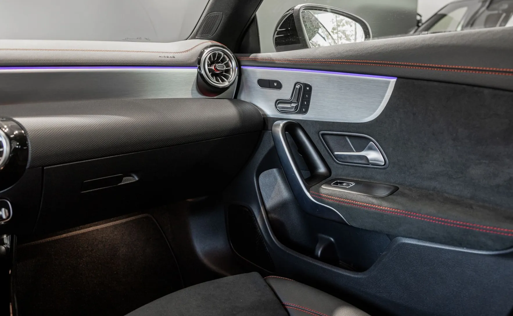 Zunanja slika - Mercedes-Benz CLA-Razred - CLA Shooting Brake CLA250-AMG-HEADUP-PANO-NAVI-ALCANTARA-MEMORY-A - 19