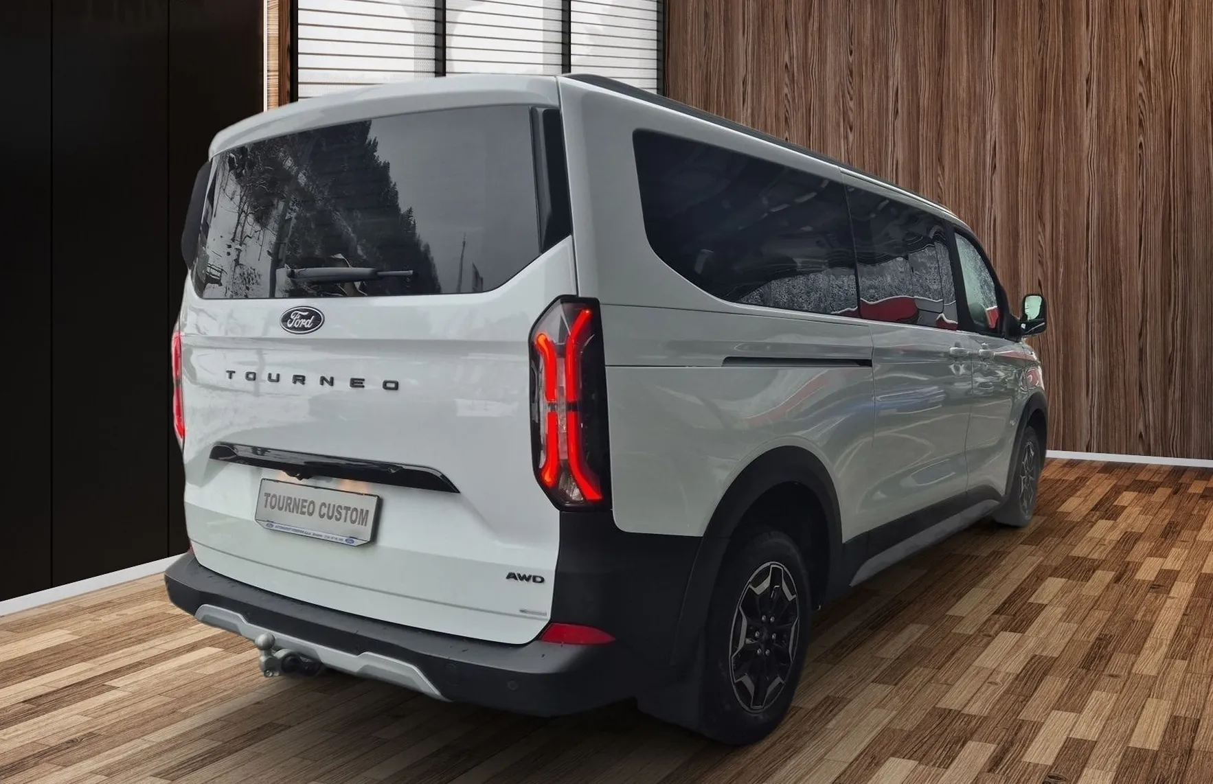 Zunanja slika - Ford Tourneo - Custom ACTIVE 2.0 TDCi 170PS A8 L2 AWD- NA ZALOGI - 4