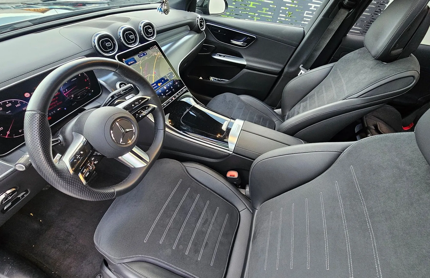Zunanja slika - Mercedes-Benz GLC-Razred - GLC 220d 4MATIC AMG Line Avt.-Novo- Le 18.000km- - 2