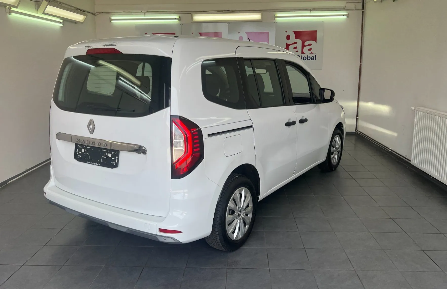 Zunanja slika - Renault Kangoo - 1.5 Blue dCi 95Edition One - 17