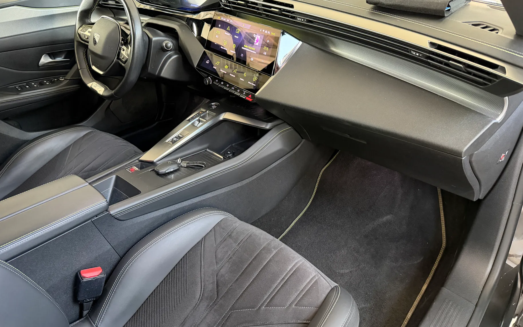 Notranja slika - Peugeot 408 - Peugeot - 27