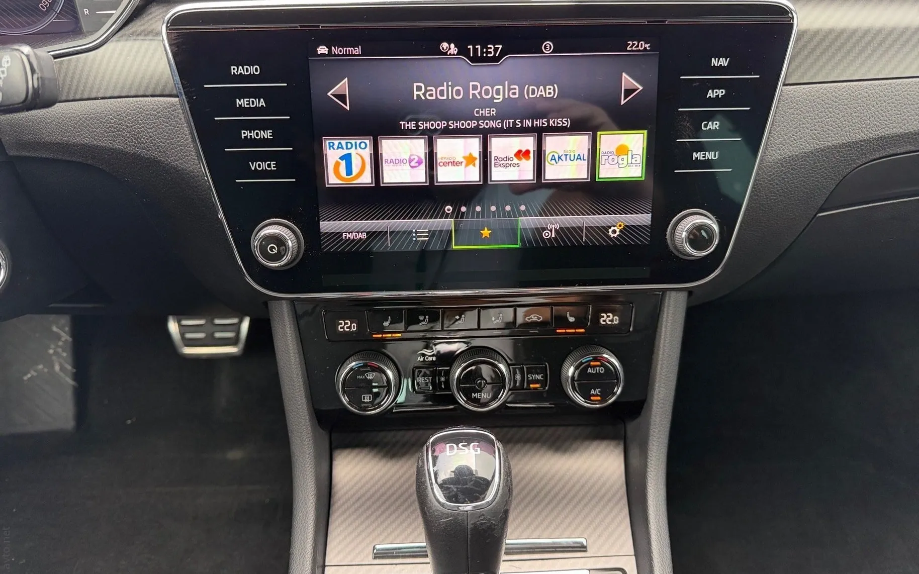 Notranja slika - Škoda Superb - Combi 2.0 TDI Sportline DSG-Memory-Vlečna kljuka.. - 9