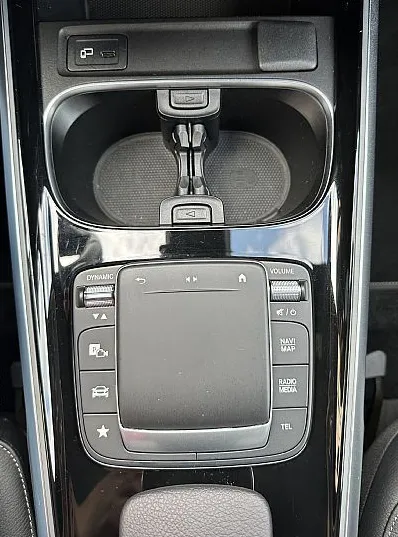Zunanja slika - Mercedes-Benz GLB-Razred - GLB 200d-AVT.-MULTIBEAM LED-WIDESCREEN-18COL-NAVI - 15