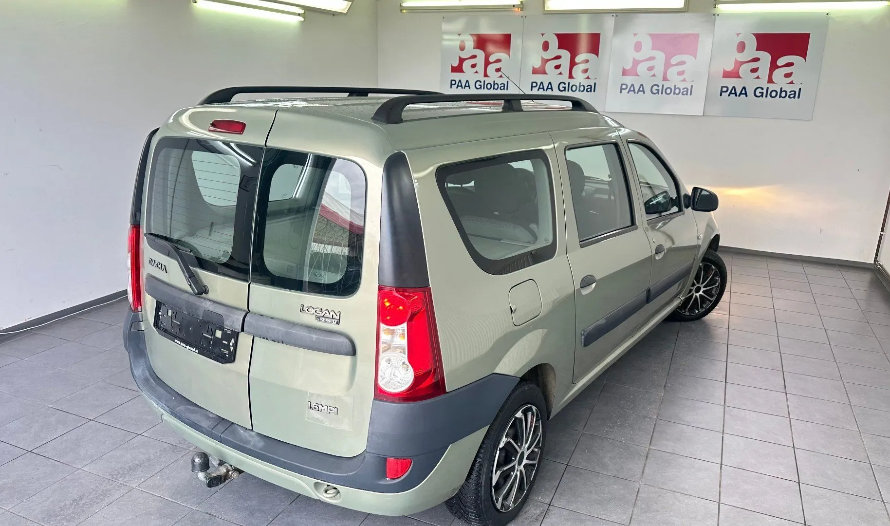Zunanja slika - Dacia Logan - MCV Ambiance 1.6.KLJUKA.SLOVENSKI - 4