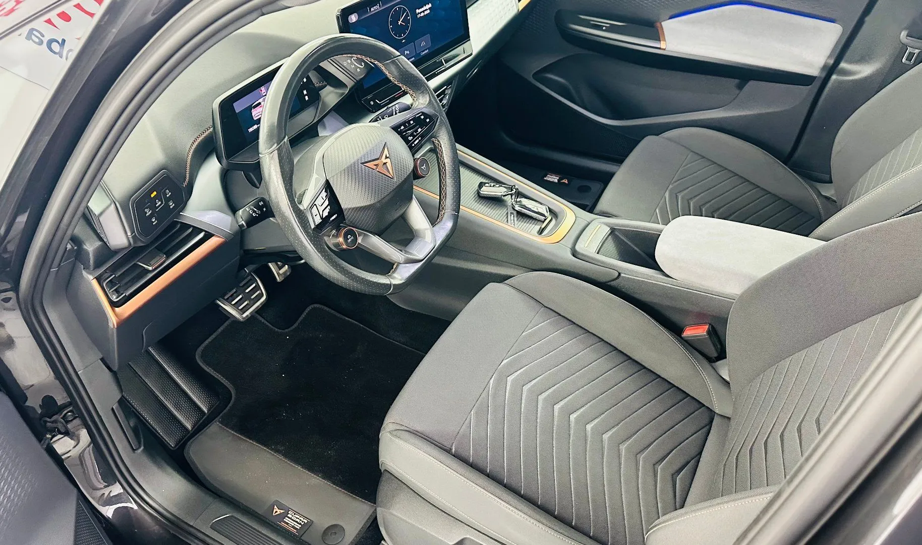 Zunanja slika - Cupra Born - Berline 230ch.170 kw.KAMERA.NAVI.LED.82 KW BATERIJ - 2