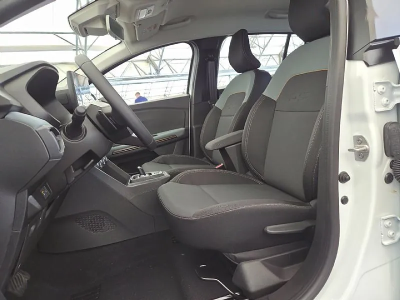 Zunanja slika - Dacia Sandero - EXTREME STEPWAY ECO-G 120 Avto+Vožnja+Vinjeta - 11