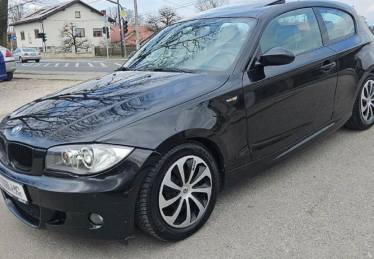 Zunanja slika - BMW Serija 1 - : 118d 143ks °M-PAKET° °STREŠNO OKNO° °XENON° - 1