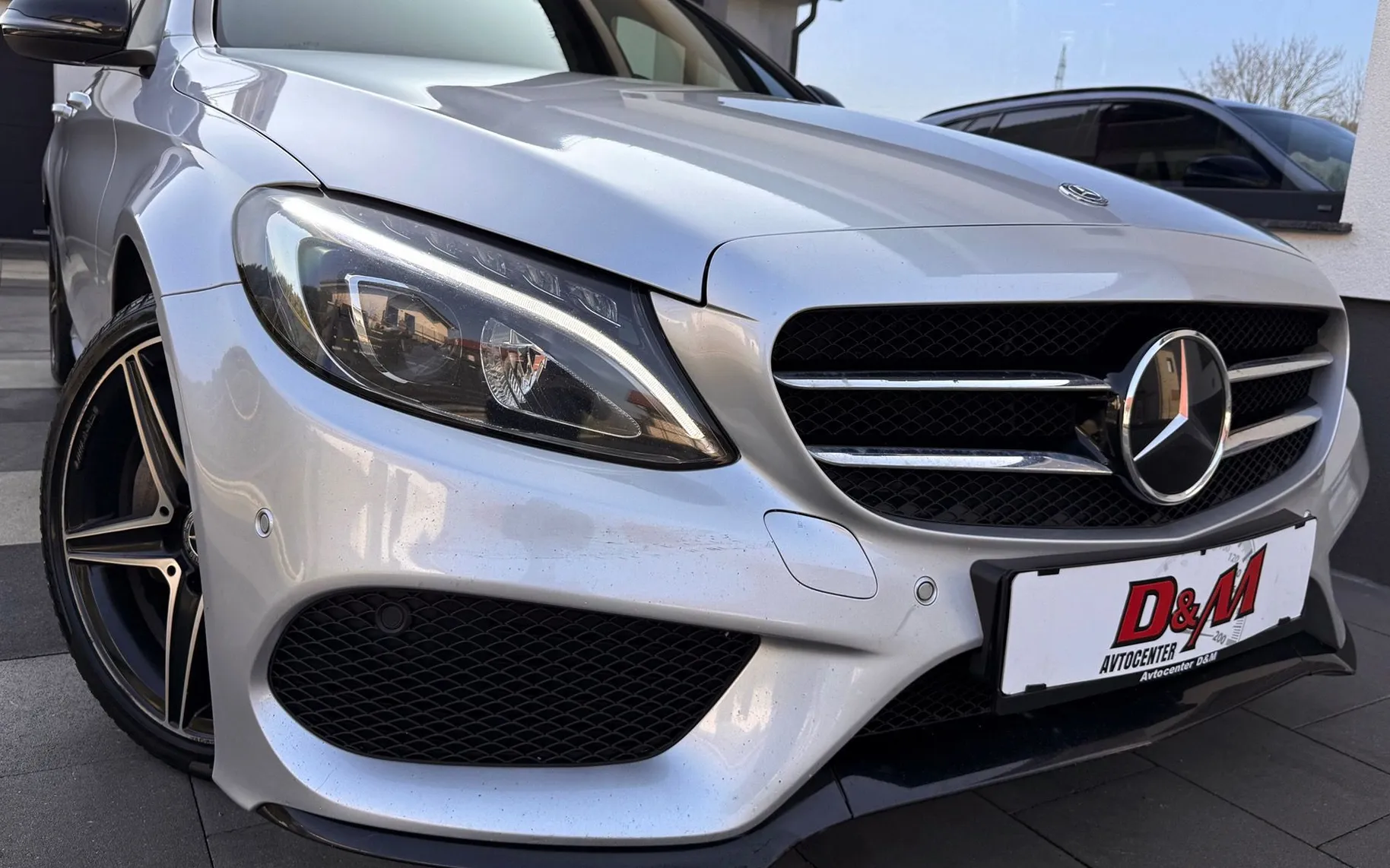 Zunanja slika - Mercedes-Benz C-Razred - C 220 d AMG LINE|FULL LED|EL.SEDEŽI|BURMESTER|18 - 2