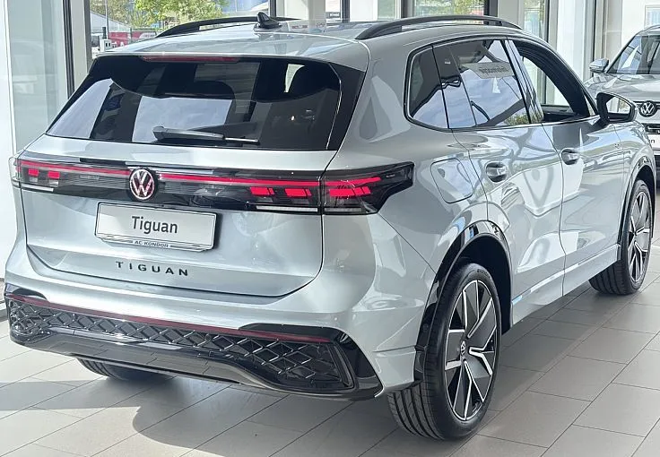 Zunanja slika - Volkswagen Tiguan - R-Line 4JOY 1.5 eTSI DSG - BLACK STYLE - - 4
