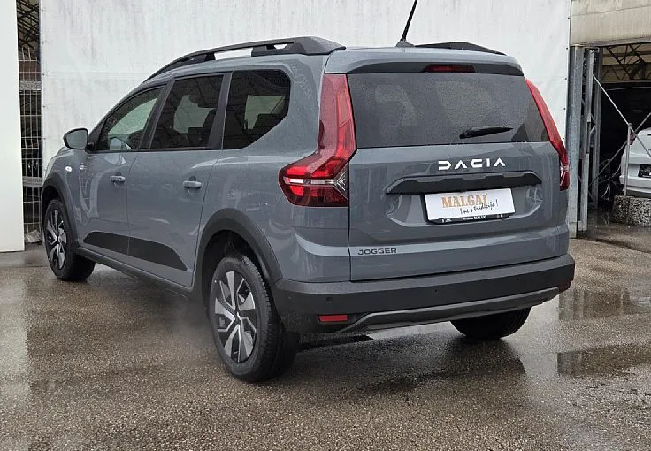 Zunanja slika - Dacia Jogger - Expression 110 + Paket Varnost + 4 leta servisov - 5
