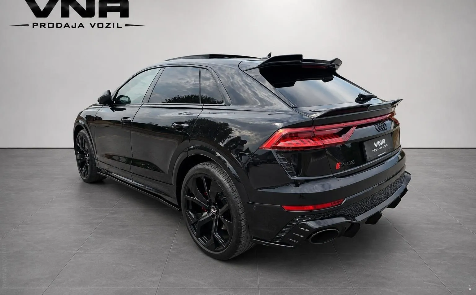 Zunanja slika - Audi RS Q8 - quattro Tiptronic |PANO|RADAR|AERO|ALU23|ZRAK|TOP| - 4