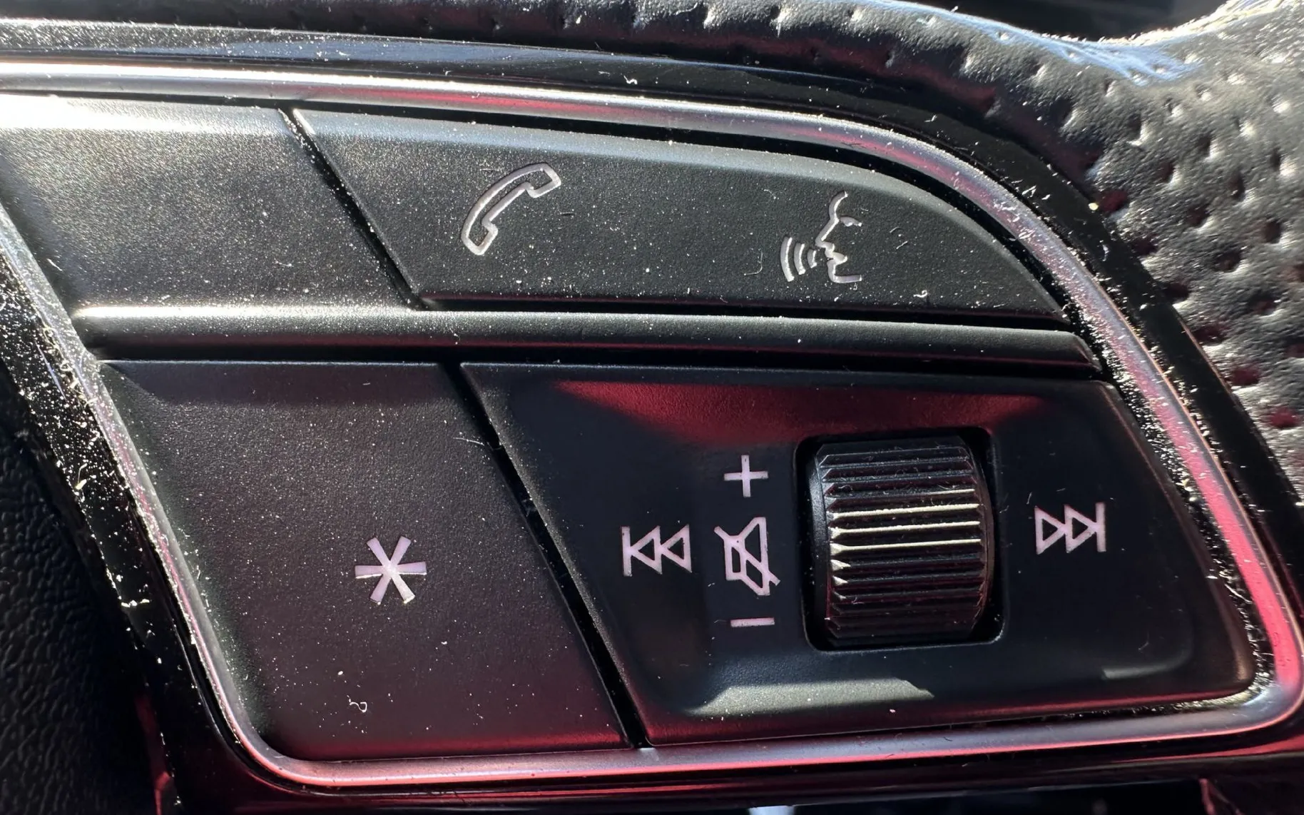 Notranja slika - Audi A3 - 45 TFSI e S line+4ALU.KAMERA.NAVI.LED.USNJE.ACC - 12