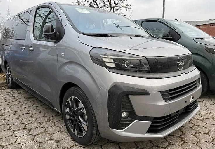 Zunanja slika - Opel Zafira - EDITION 2.0D 180KM - 2