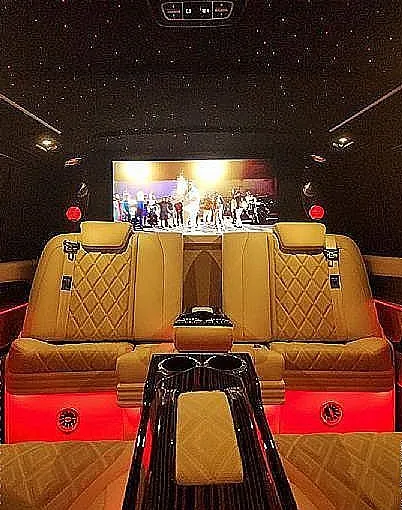Zunanja slika - Mercedes-Benz V-Razred - -MAYBACH-KAMERA-TW GRETJE-SEDEŽEV-LED - 11