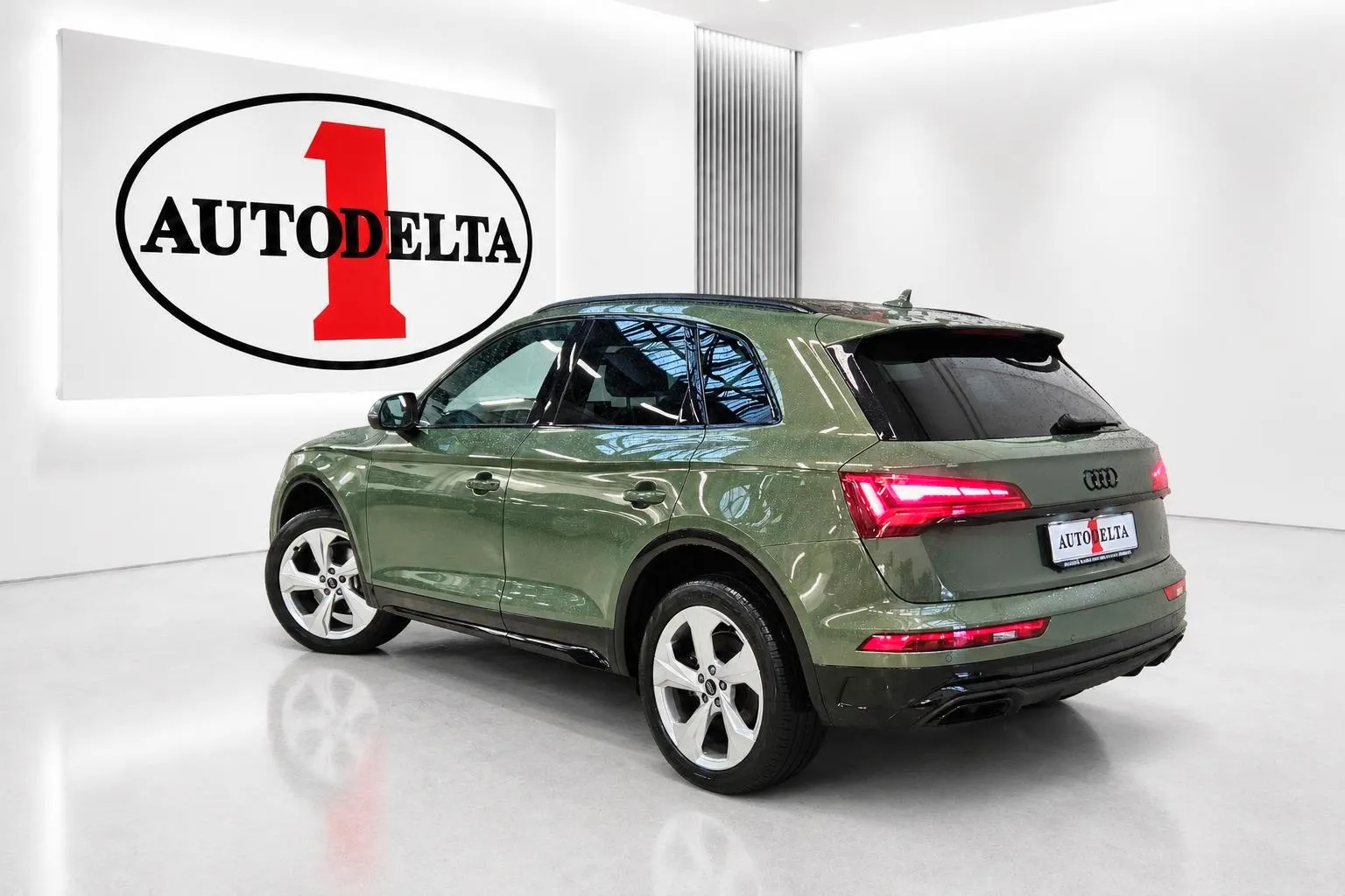 Zunanja slika - Audi Q5 - quattro 40 TDI S line S tronic BJL - 4