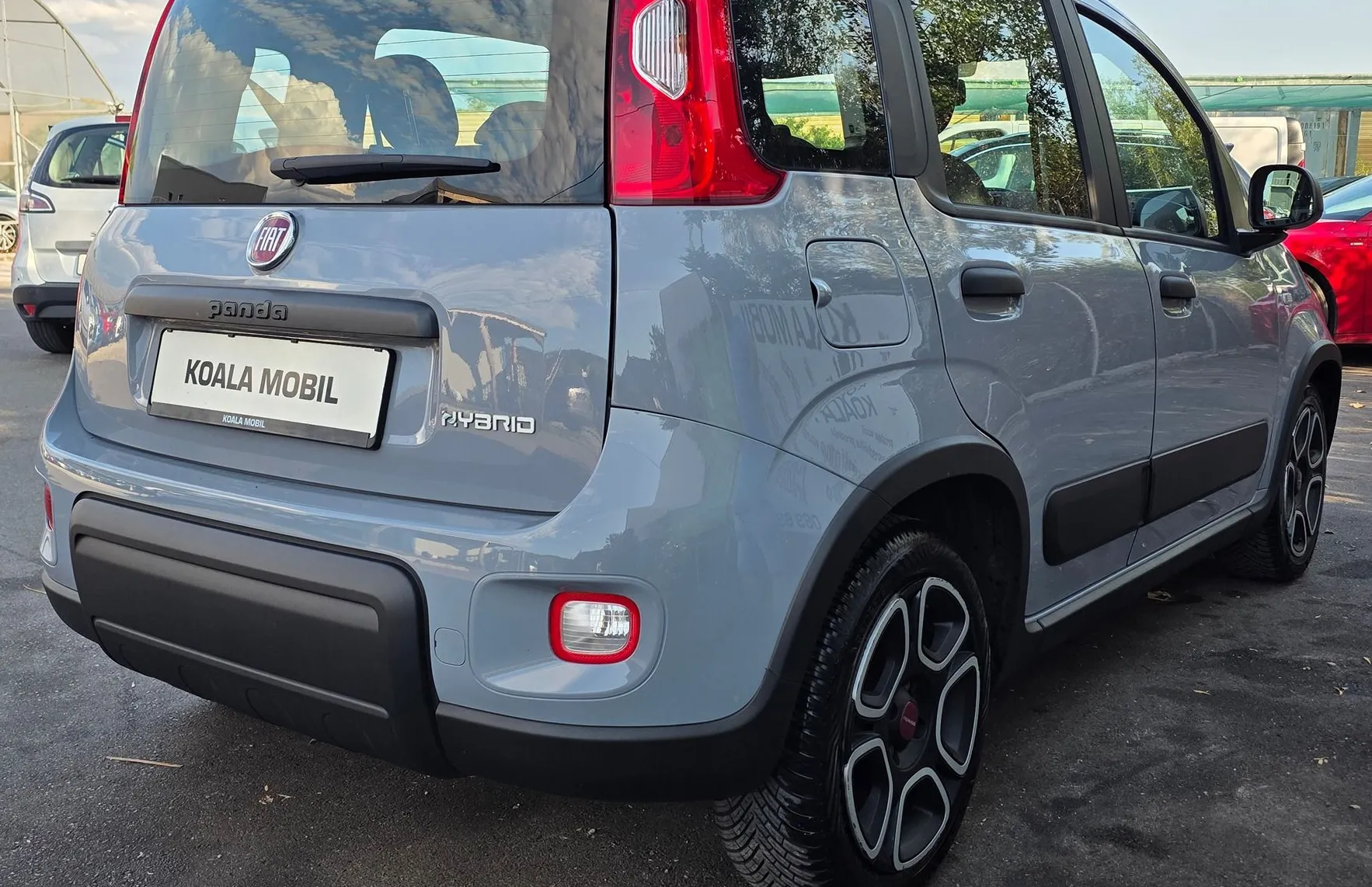 Zunanja slika - Fiat Panda - 1.0 HYBRID STREET ALU PLATIŠČA-KLIMA-1.LASTNIK - 4