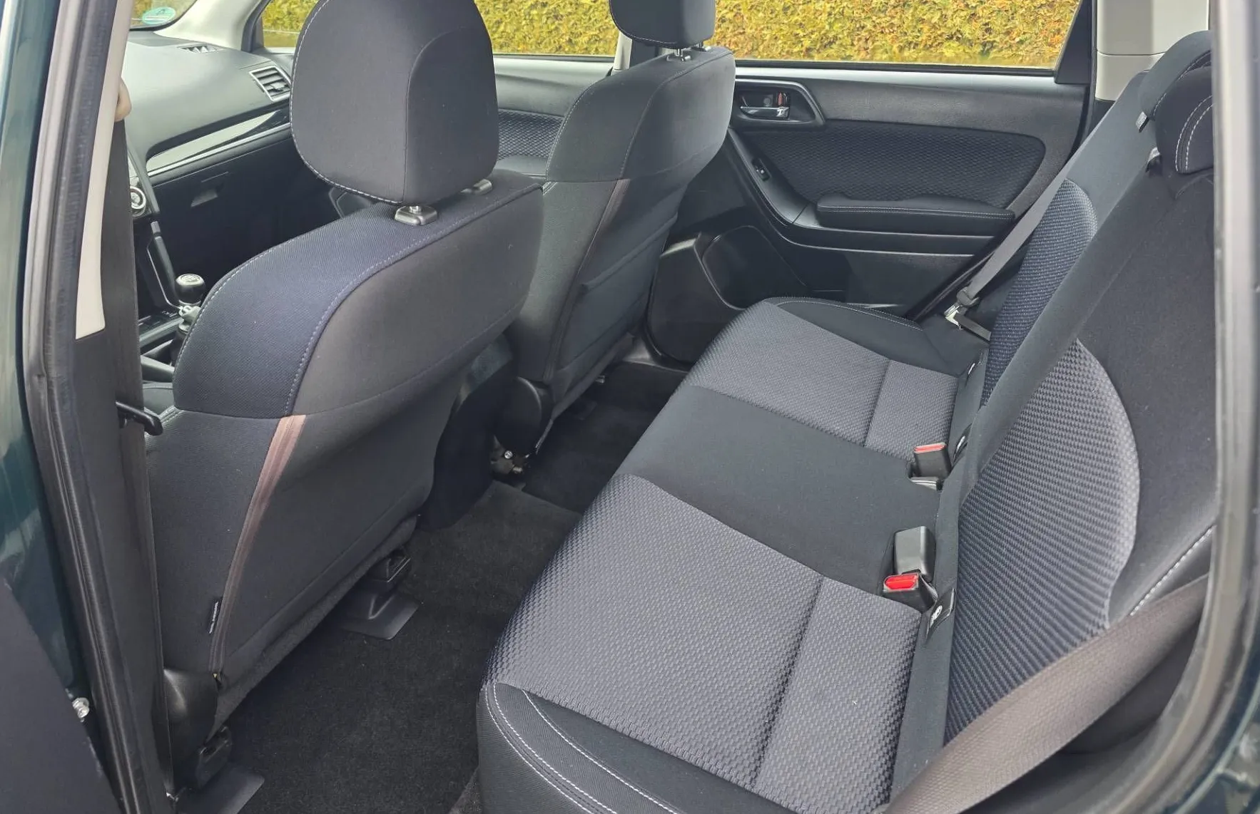 Zunanja slika - Subaru Forester - 2.0D-4X4-1 LASTNIK-XENON-LED-KAMERA-FACE LIFT - 11