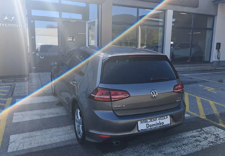 Zunanja slika - Volkswagen Golf - 1.2 TSI BMT Comfortline R-Line 1 lastnik - 3