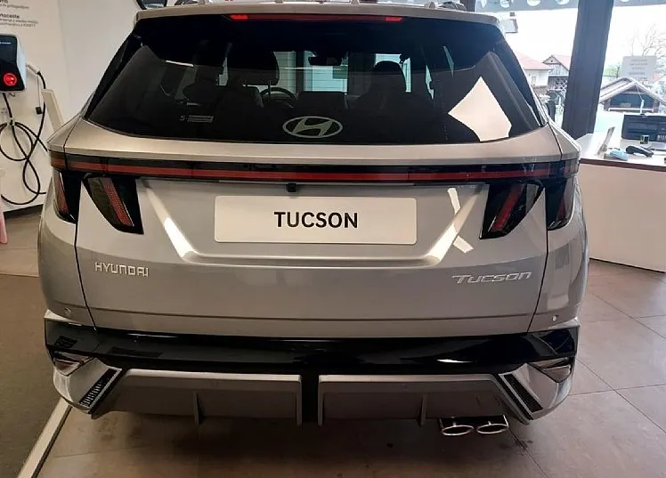 Zunanja slika - Hyundai Tucson - 1.6 T-GDI MHEV PREMIUM N-Line AVTOMATIK - 5