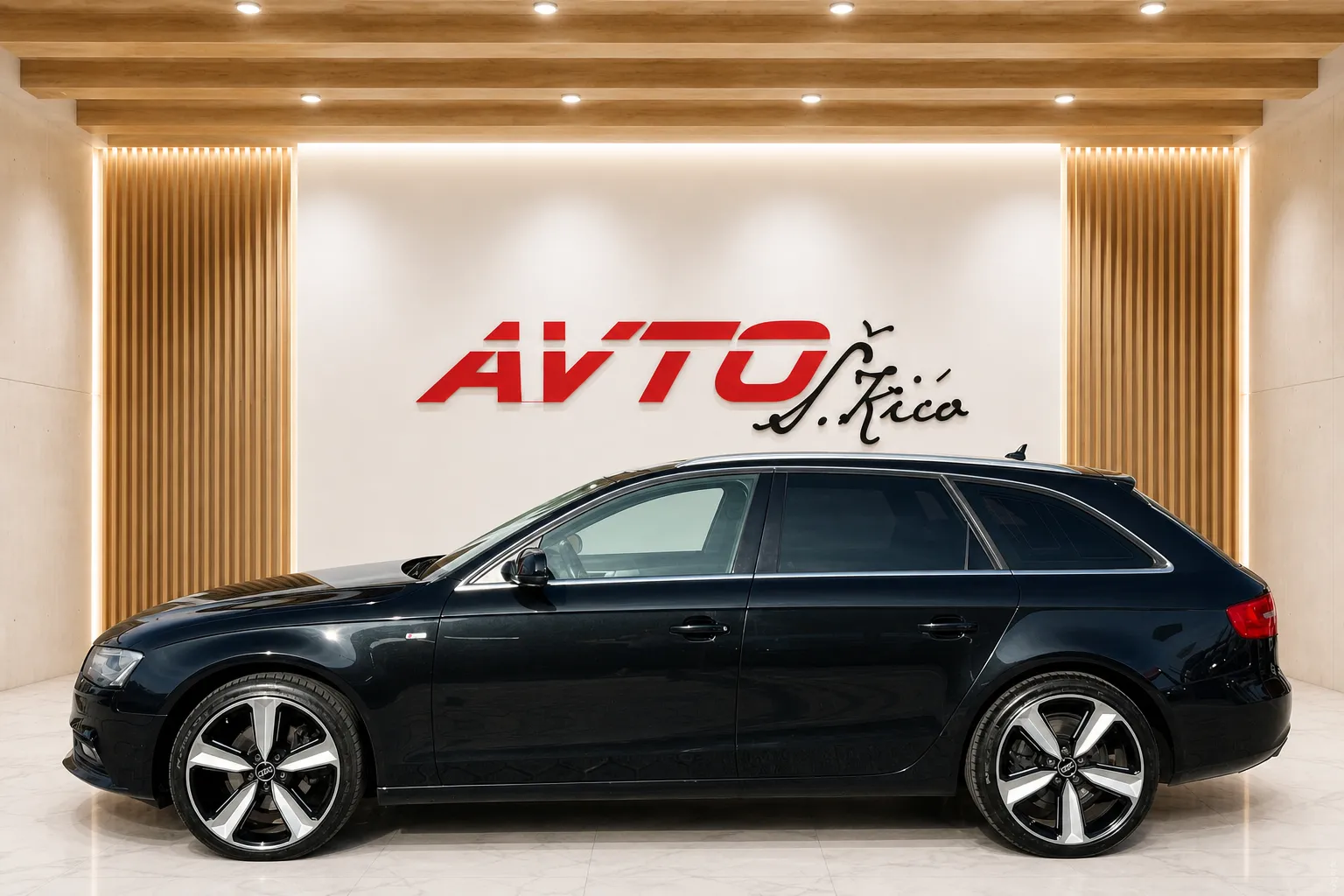 Zunanja slika - Audi A4 Avant - 2.0 TDI-BI-XENON-LED-PANORAMA-NAVI-USNJE-GRETJE S - 5