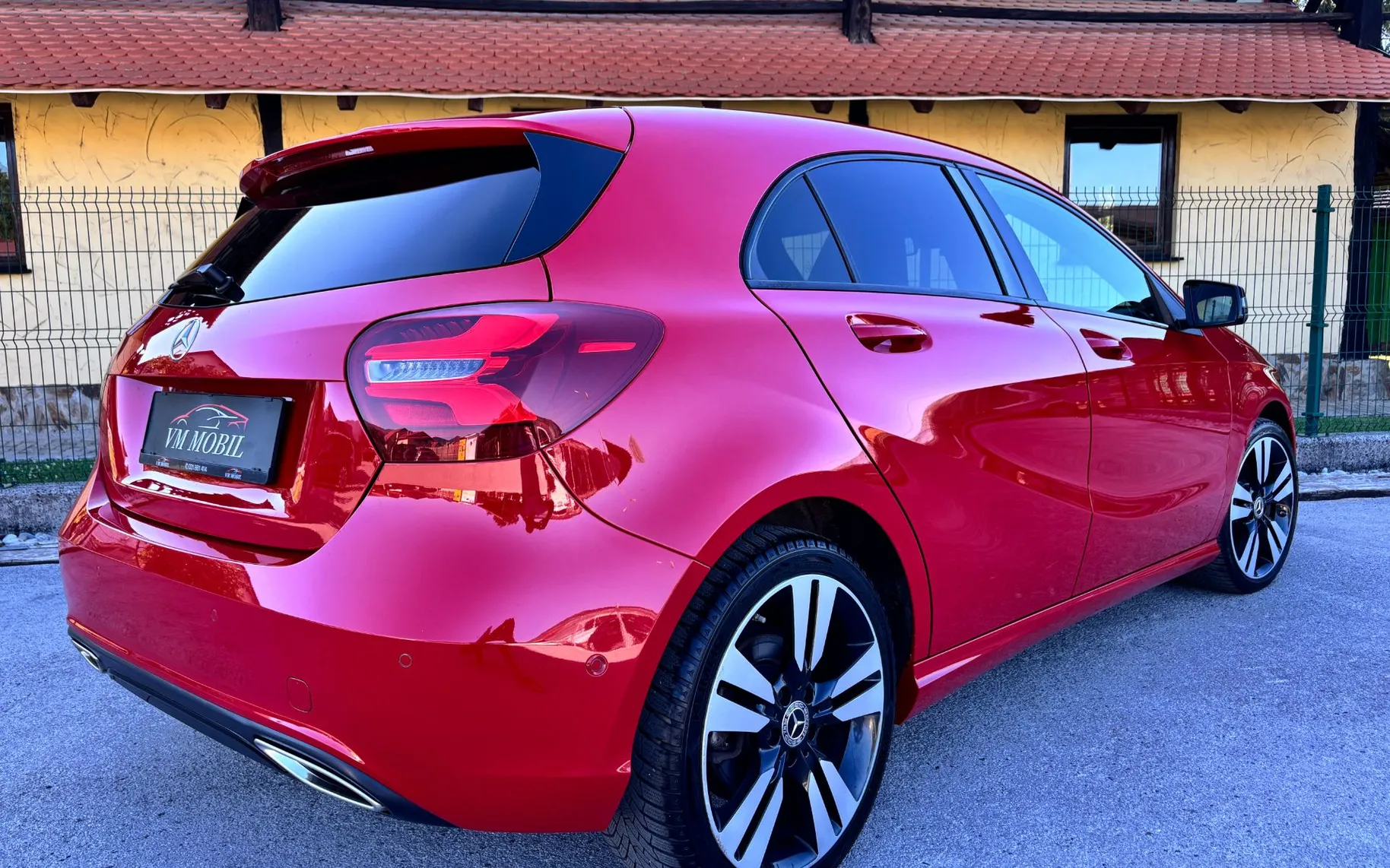 Zunanja slika - Mercedes-Benz A Class Coupe - A-Razred 200 D AUT. - 4