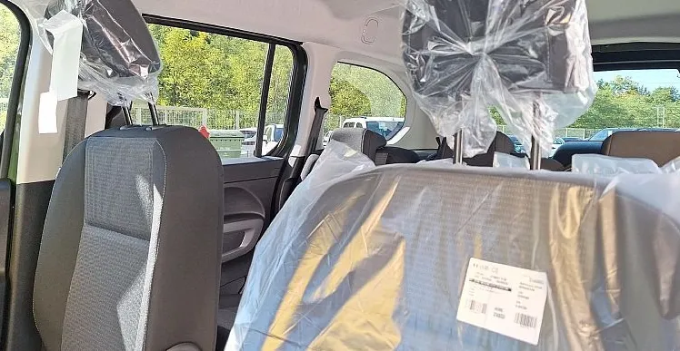 Zunanja slika - Toyota Proace - City Verso 1.5 D-4D S S Family 96kW A T8 Long - 13