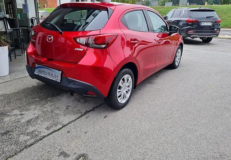 Zunanja slika - Mazda Mazda2 - G75 Emotion - 5
