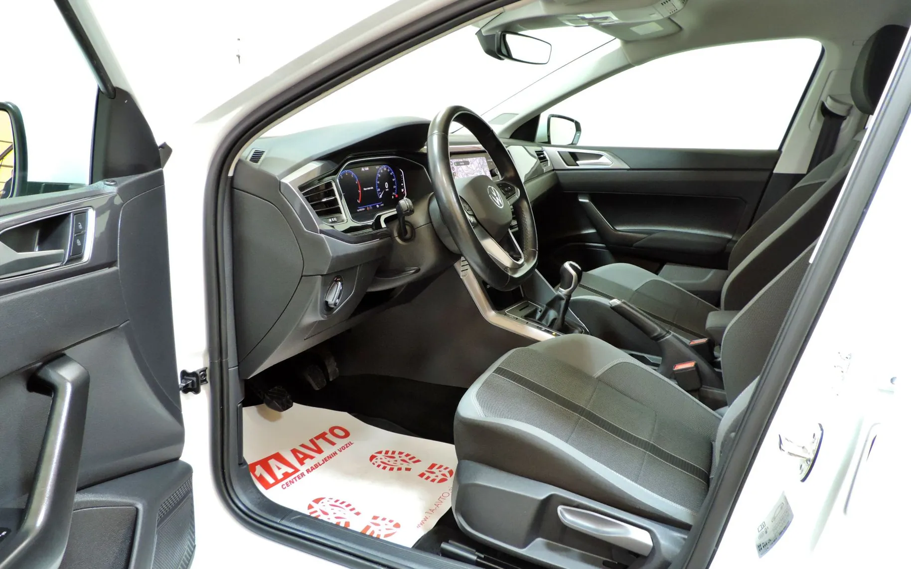 Zunanja slika - Volkswagen Polo - 1.0 TSI Style  ACC-KAMERA-MRTVI KOTI-2XPDC - 18