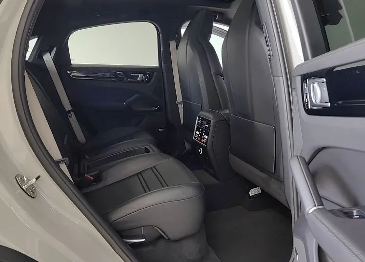 Zunanja slika - Porsche Cayenne - Coupe 2.9-V6-441KM-PANOR-MATRIX-360-KAM-HLA-SED-ZRAČNO- - 11