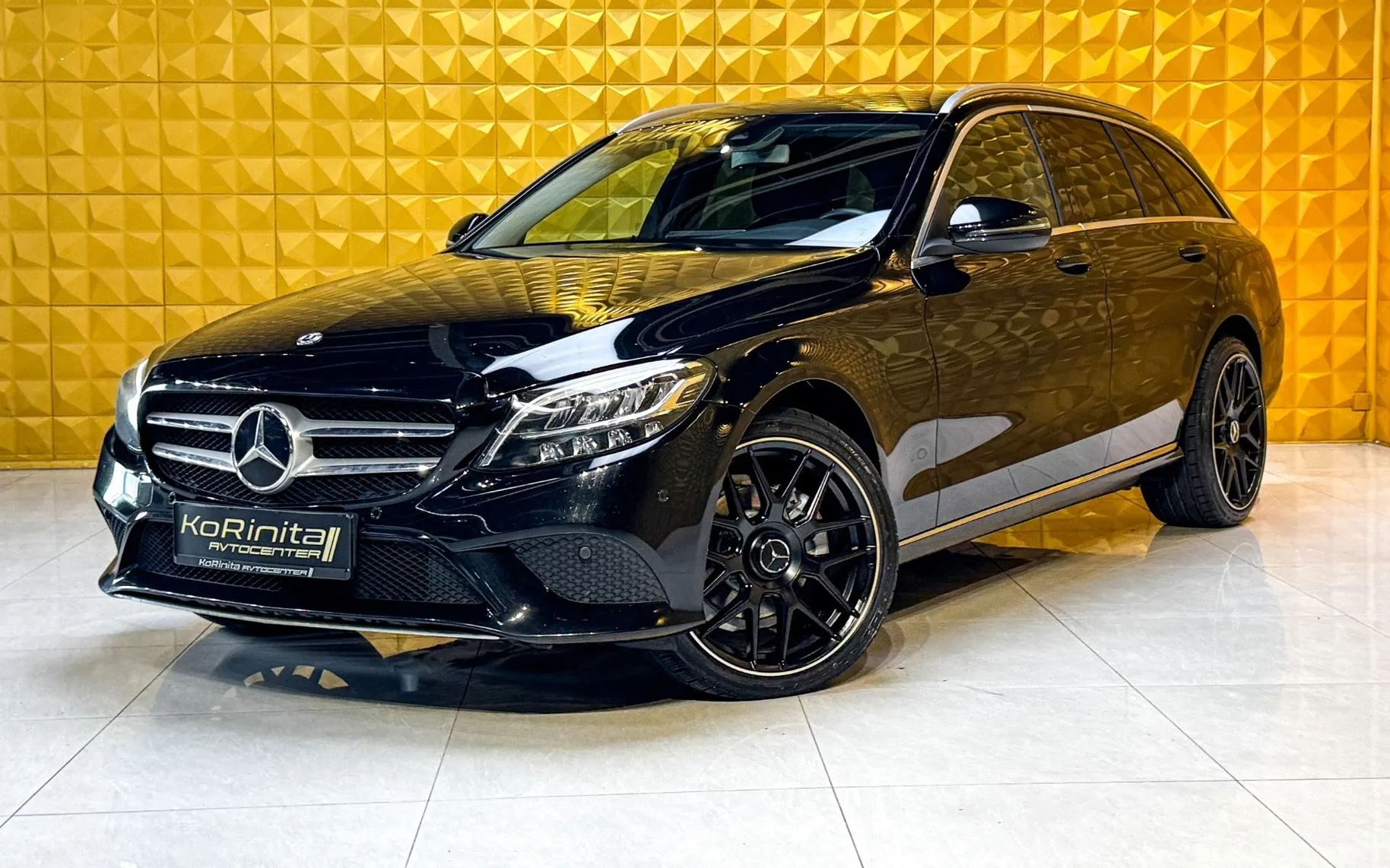 Zunanja slika - Mercedes-Benz C-Razred - C220d AUT-LCI-4MATIC-KAMERA-KLJUKA-GRETJE-NAVI - 5