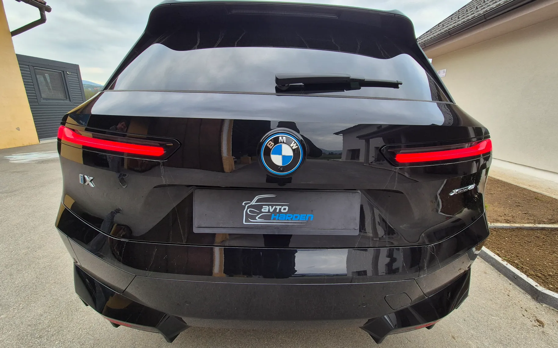 Zunanja slika - BMW iX - xDrive40 Sport - 6