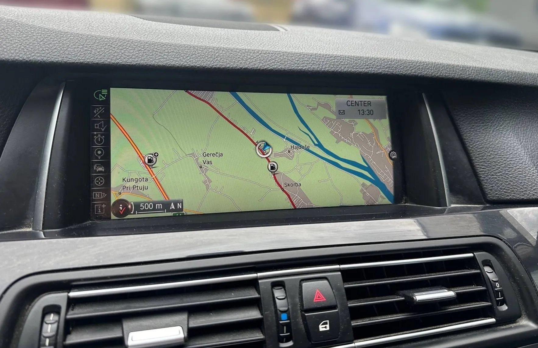 Zunanja slika - BMW Serija 5 - Touring: 520d M SPORT PAKET BI-XENON NAVI TEMP PDC HI-FI - 17