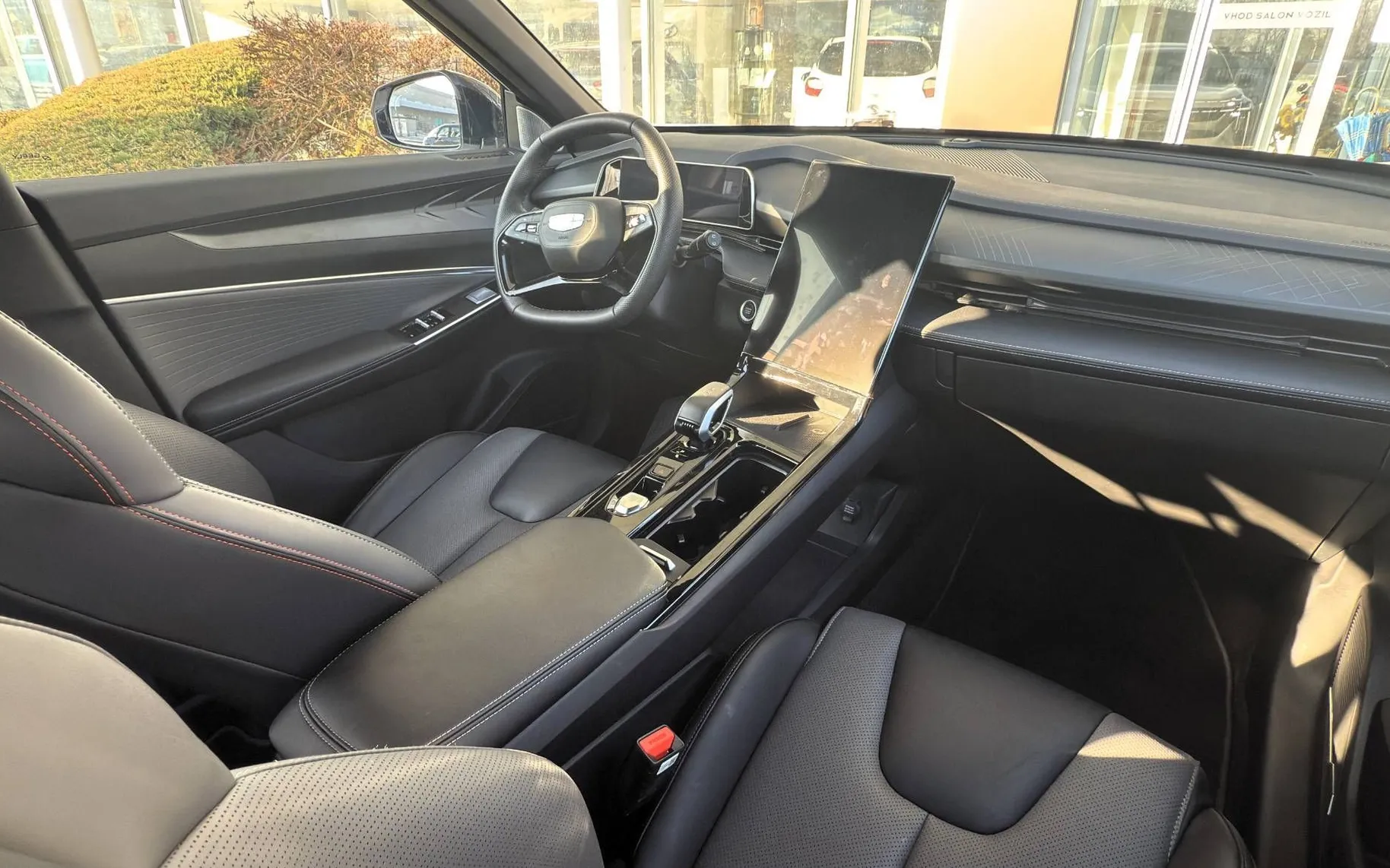Zunanja slika - Geely Cityray - 1.5 7DCT FWD GF TESTNO VOZILO - AKCIJA - 8