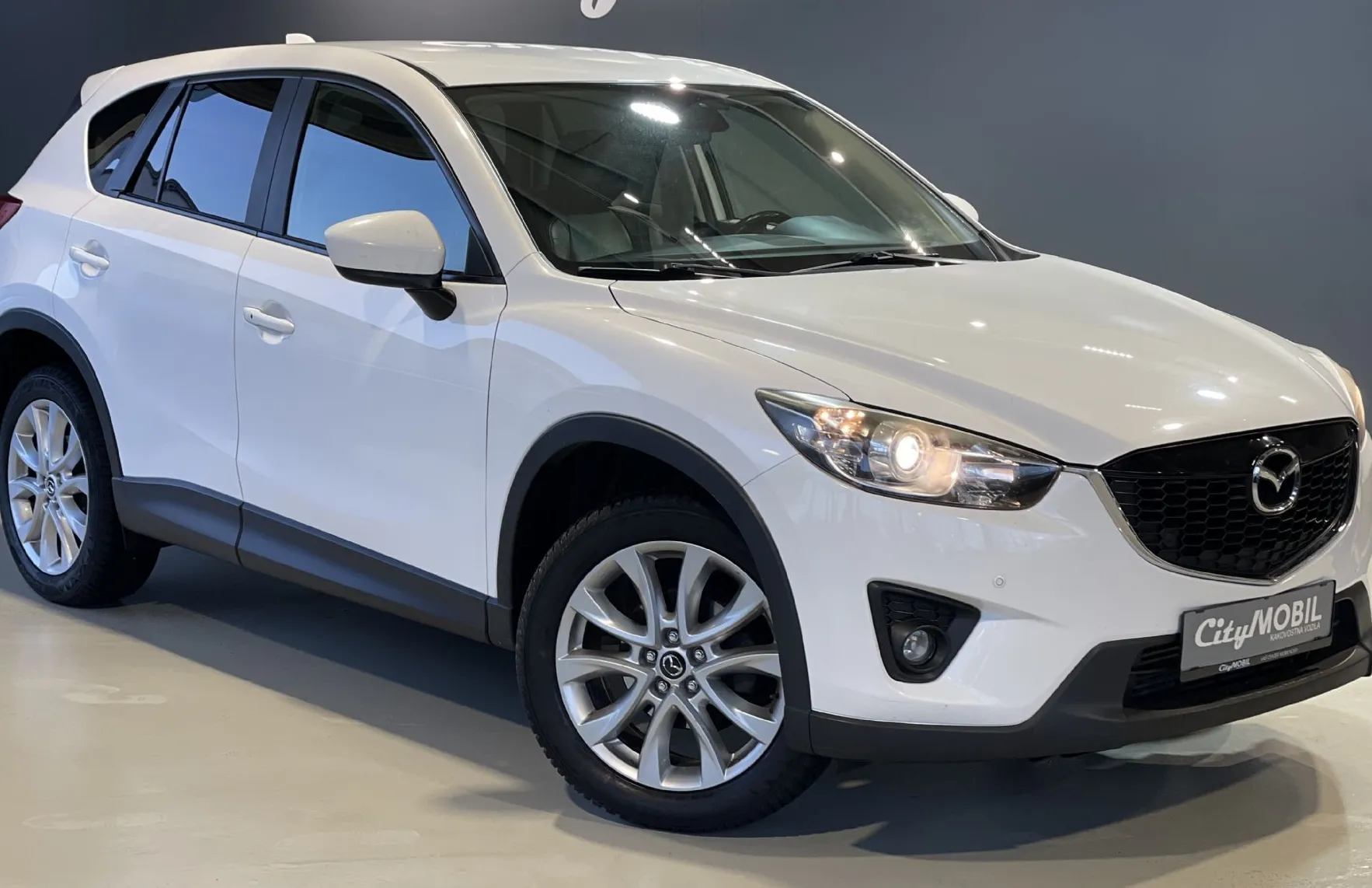 Zunanja slika - Mazda CX-5 - KEYLESS-NAVI-4X4-MEMORY-USNJE-GRETJE-BOSE-ALU-LED - 3
