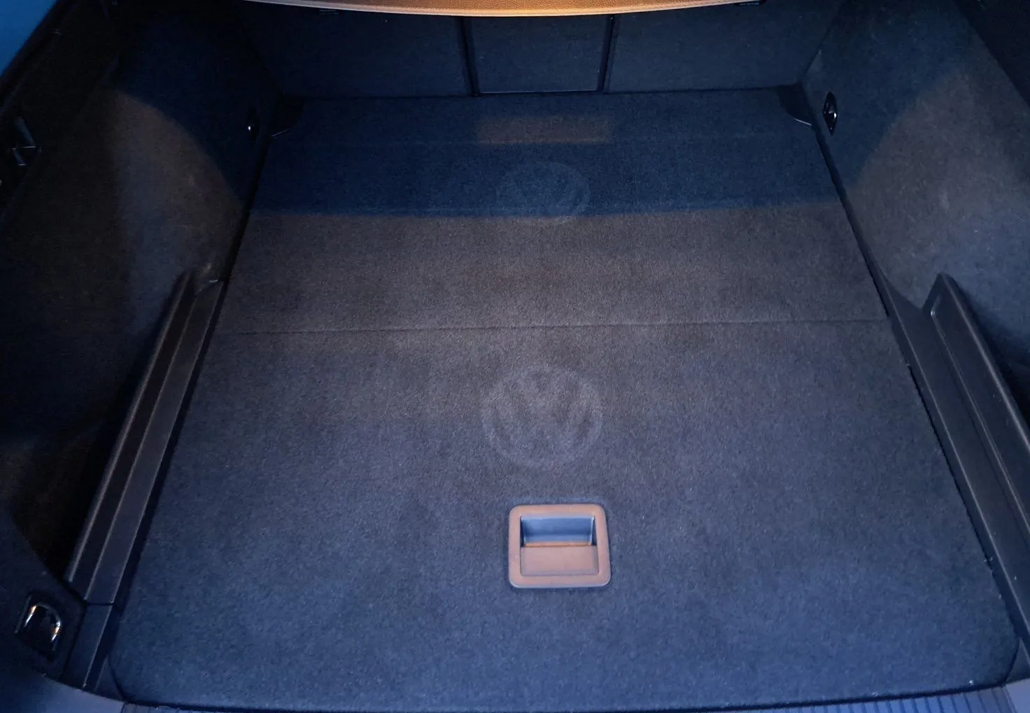 Zunanja slika - Volkswagen Passat - Variant 2.0 TDI BMT DSG Z ENOLETNIM JAMSTVOM - 10