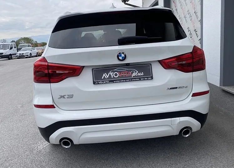 Zunanja slika - BMW X3 - serija : xDrive20d  AT  Navigacija Virtual Kamera Pdc - 5